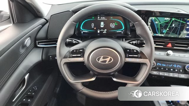 Hyundai The New Avante Hybrid (CN7) 2025 Белый из Кореи, фото 4