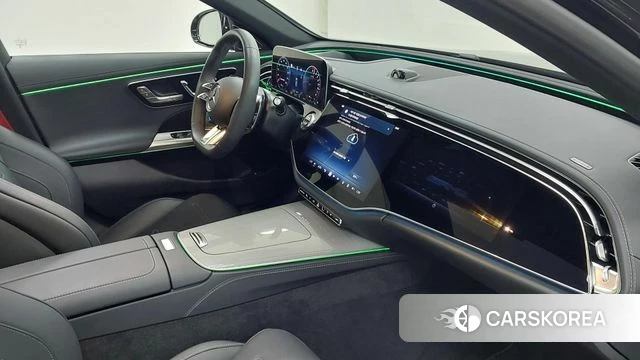 Mercedes-Benz E-Class W214 2025 Черный из Кореи, фото 4