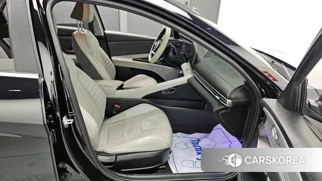 Hyundai Avante (CN7) 2021 Черный из Кореи, фото 4