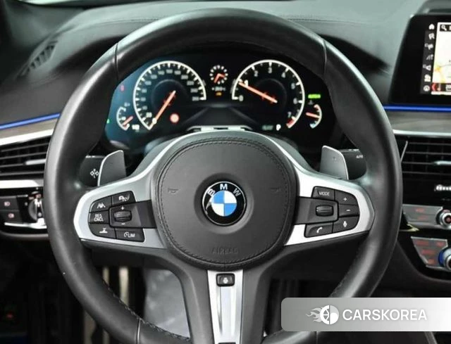 BMW 5 Series (G30) 2019 Серый из Кореи, фото 4