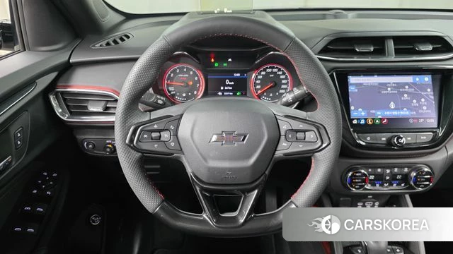 Chevrolet (GM Daewoo) Trailblazer 2023 Черный из Кореи, фото 4