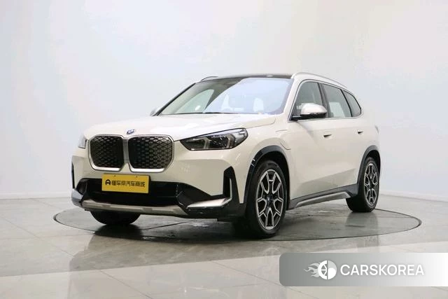 BMW iX1 2024 Белый из Китая, фото 4