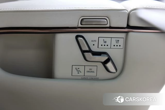 Lexus LM 2024 Черный из Китая, фото 4
