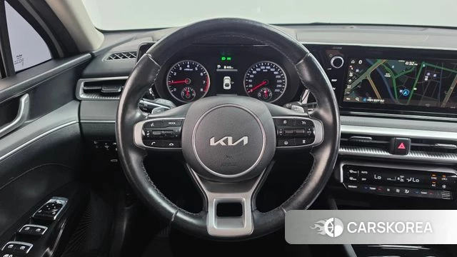 Kia K5 3rd generation 2022 Белый из Кореи, фото 4