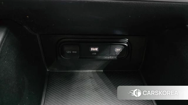 Kia Sportage 5th Generation 2021 Белый из Кореи, фото 4