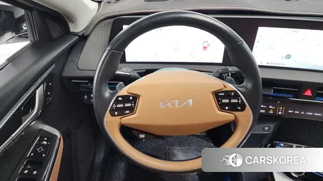 Kia EV6 2023 Белый из Кореи, фото 4