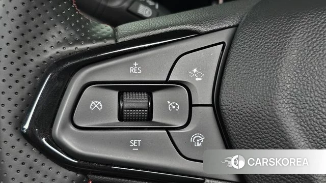 Chevrolet (GM Daewoo) The New Trail Blazer 2023 Черный из Кореи, фото 4