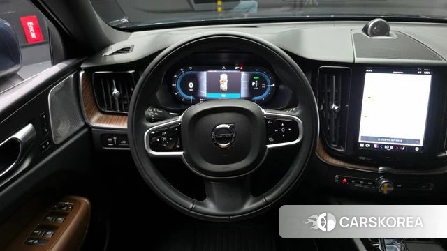 Volvo XC60 second Generation 2022 Синий из Кореи, фото 4