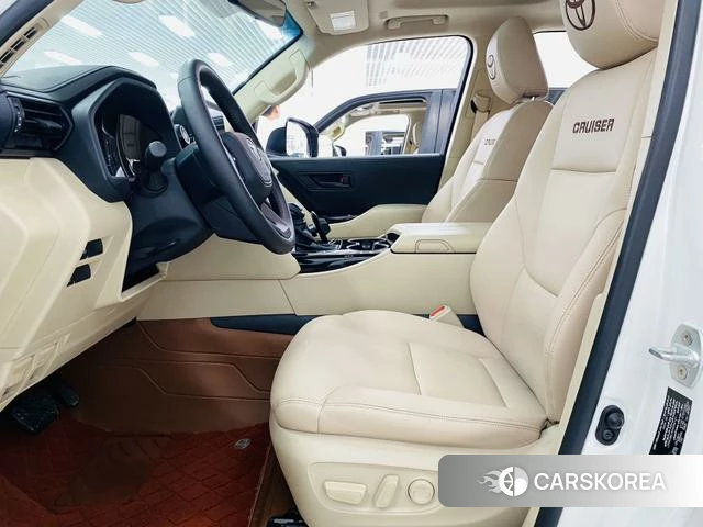 Toyota Land Cruiser (imported) 2026 Белый из Китая, фото 4