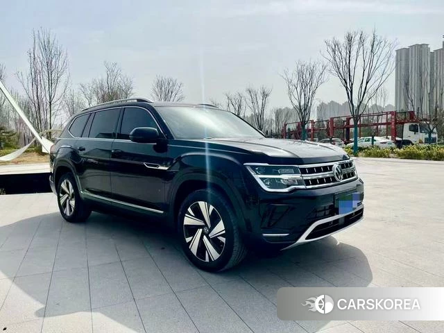 Volkswagen Tourang 2024 Черный из Китая, фото 4