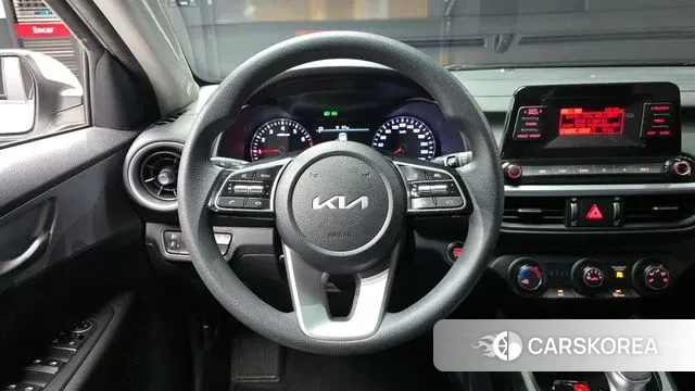 Kia The New K3 2nd generation 2021 Белый из Кореи, фото 4