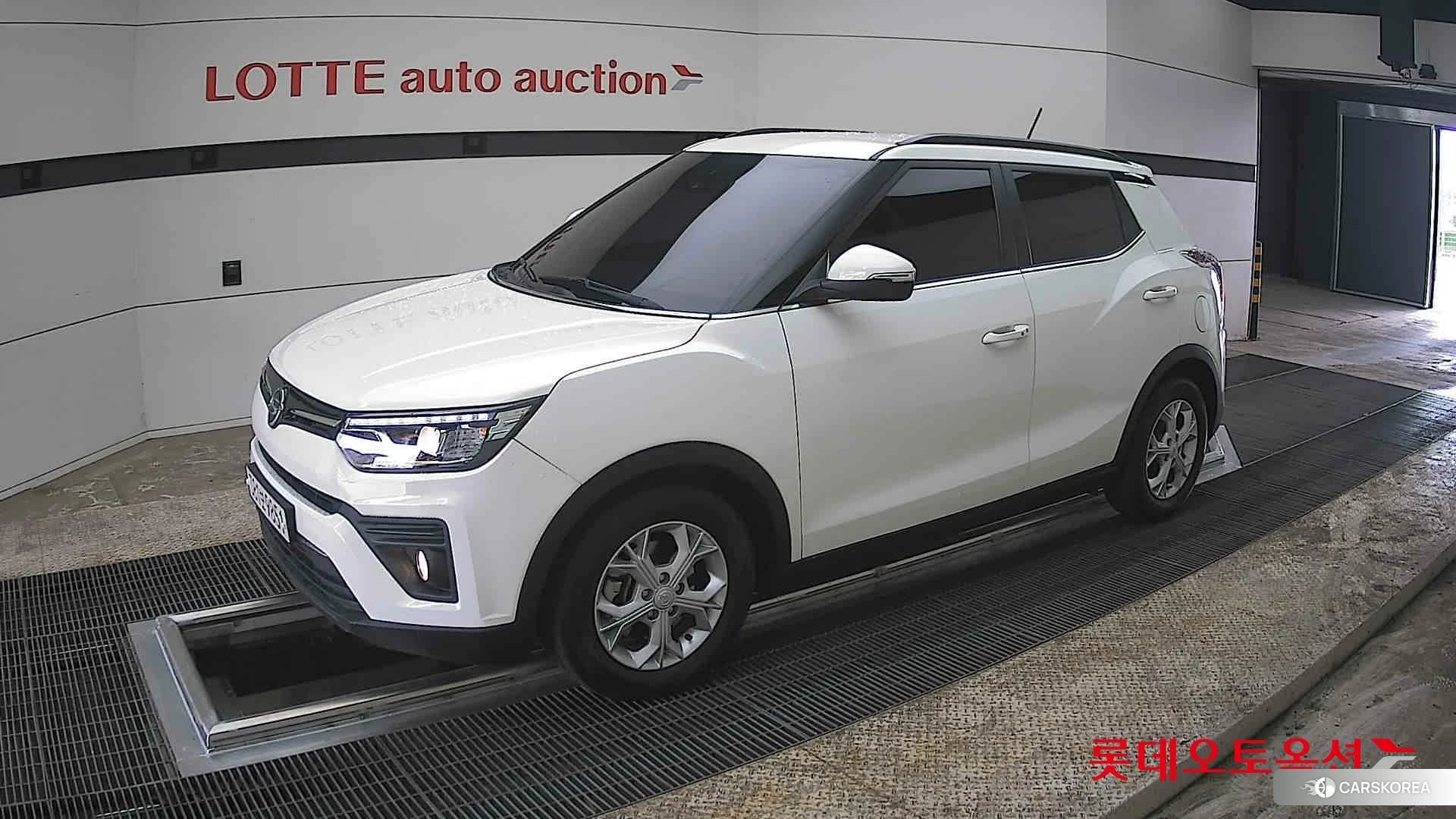 SsangYong Tivoli 2021 Grand White из Кореи, фото 4