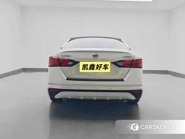 Nissan Altima 2021 Белый из Китая, фото 4