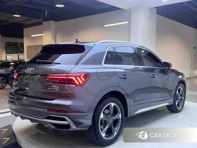 Audi Q3 2023 Темно-серый из Китая, фото 4