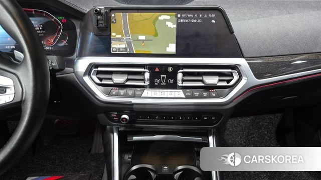 BMW 3 Series (G20) 2021 Небесно-голубой из Кореи, фото 4