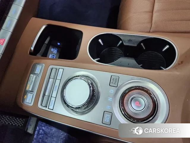 Genesis GV70 2023 Белый из Кореи, фото 4