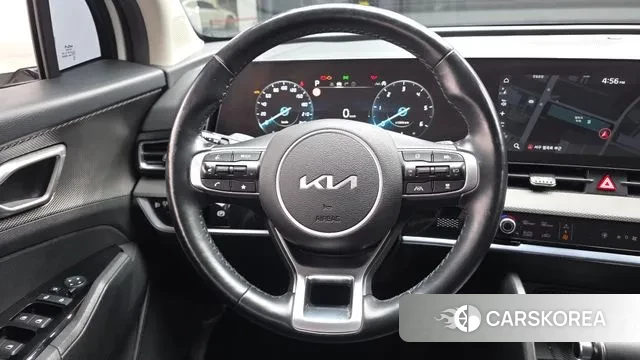 Kia Sportage 5th Generation 2023 Белый из Кореи, фото 4