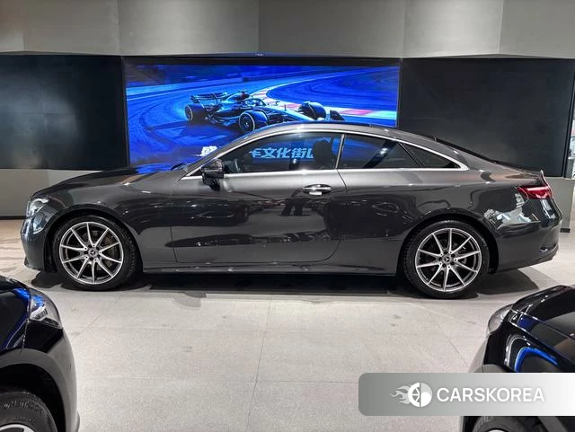 Mercedes-Benz E-class (imported) 2021 Темно-серый из Китая, фото 4