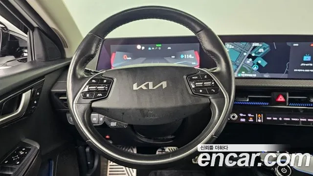 Kia EV6 2023 Белый из Кореи, фото 4