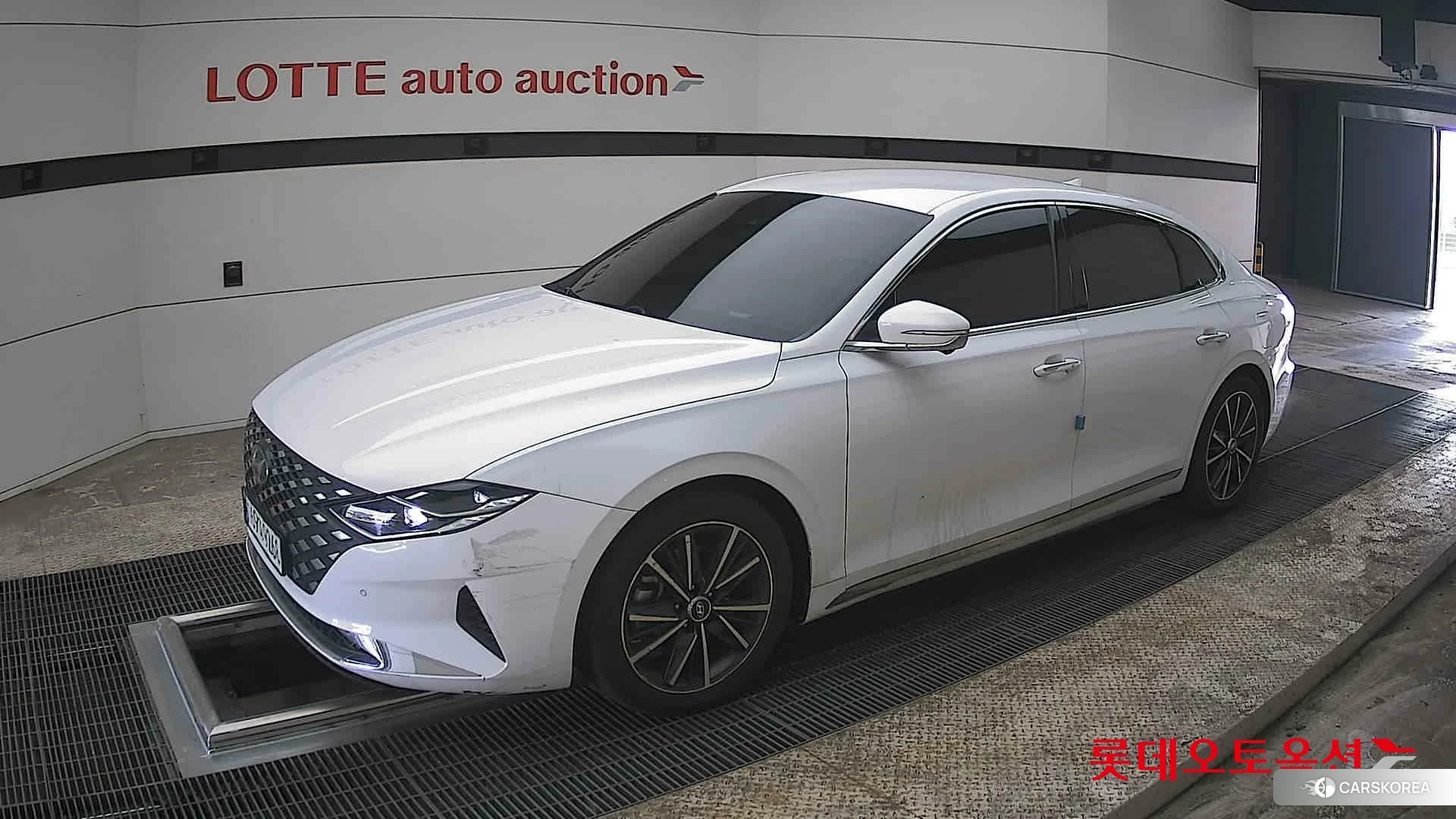 Hyundai Grandeur 2023 Serenity White Pearl (Optional addition) из Кореи, фото 4