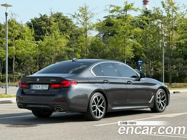 BMW 5 Series (G30) id 2690360 из Кореи 4