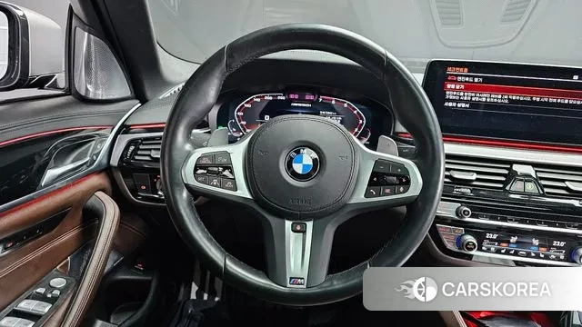 BMW 5 Series (G30) 2022 Черный из Кореи, фото 4