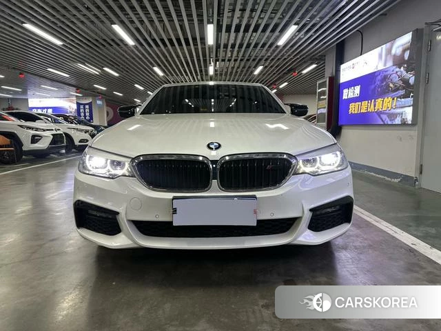 BMW 5 series id 3890586 из Китая 4