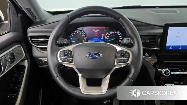 Ford Explorer 6th Generation 2021 Белый из Кореи, фото 4