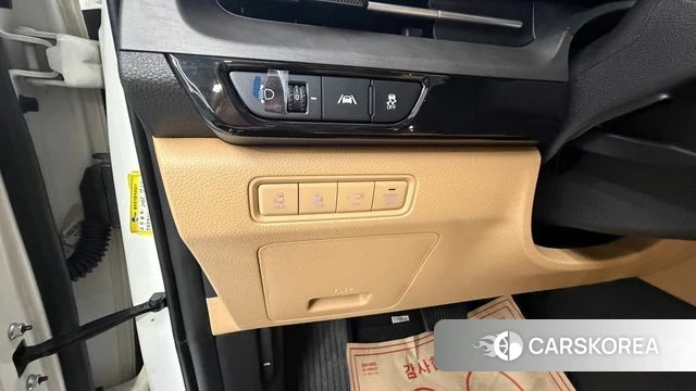 Kia Carnival 4th generation 2023 Белый из Кореи, фото 4