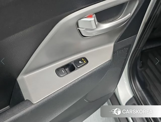 Kia Niro Plus 2022 Серебристо-серый из Кореи, фото 4
