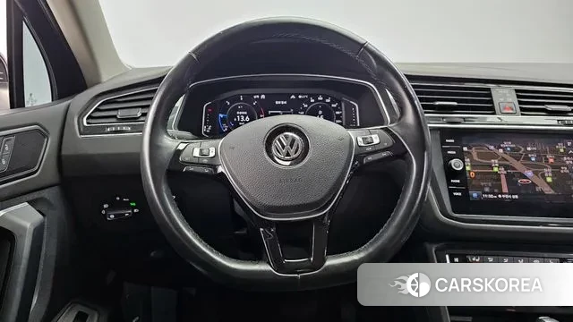 Volkswagen Tiguan second Generation 2020 Черный из Кореи, фото 4