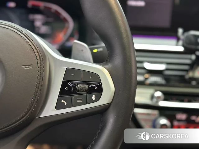 BMW 5 series 2022 Черный из Китая, фото 4