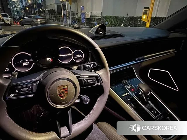 Porsche Panamera (971) 2023 Серый из Кореи, фото 4