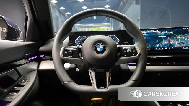 BMW 5 Series (G60) 2024 Черный из Кореи, фото 4