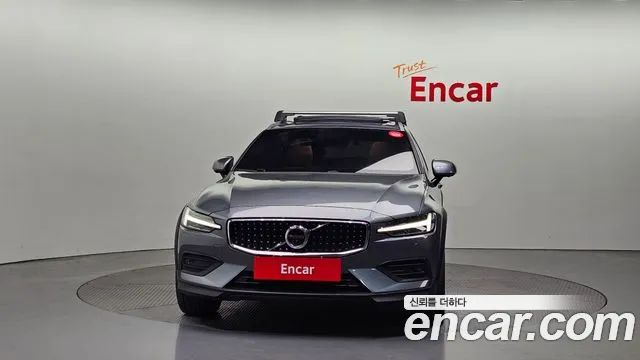 Volvo V60 Cross-Country 2nd Generation id 2700964 из Кореи 4