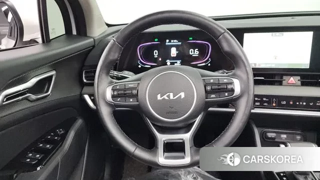 Kia Sportage 5th Generation 2023 Белый из Кореи, фото 4