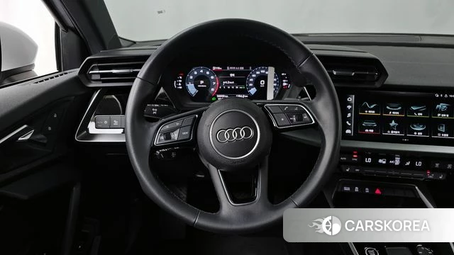 Audi A3 (8Y) 2022 Белый из Кореи, фото 4