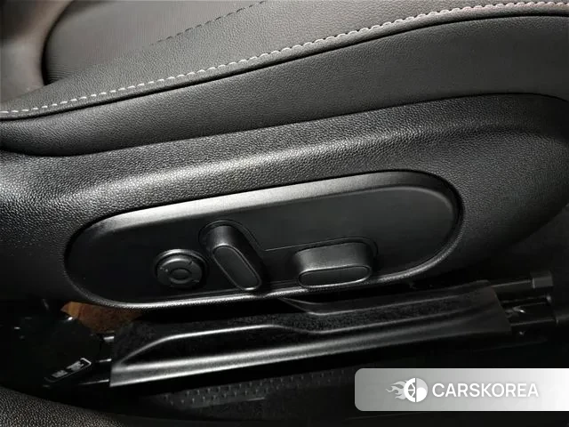 Mini Cooper Clubman 2024 Белый из Кореи, фото 4