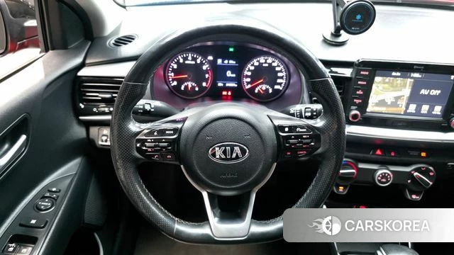 Kia Stonic 2018 Красный из Кореи, фото 4