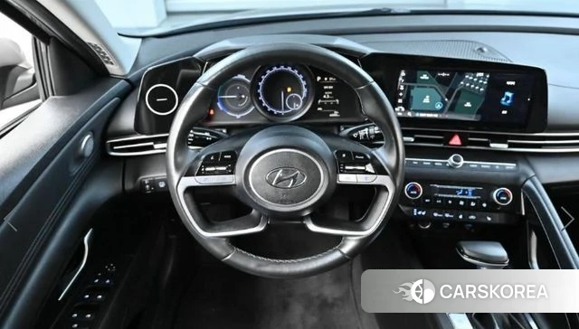 Hyundai Avante Hybrid (CN7) 2020 Серебристо-серый из Кореи, фото 4