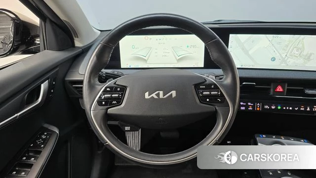 Kia EV6 2022 Черный из Кореи, фото 4