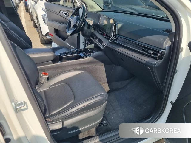 Kia Sportage 5th Generation 2023 Белый из Кореи, фото 4