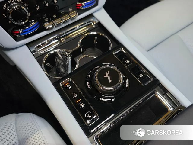 Rolls-Royce Ghost 2nd Generation 2026 Белый из Кореи, фото 4