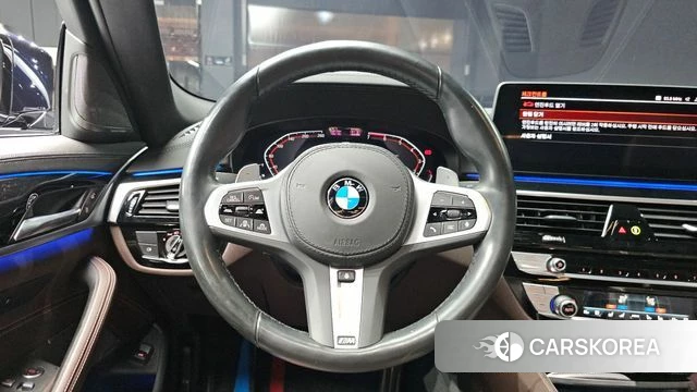 BMW 5 Series (G30) 2022 Черный из Кореи, фото 4
