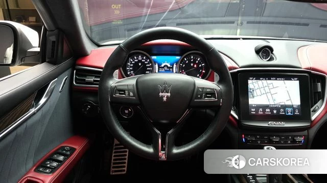 Maserati Ghibli 2021 Белый из Кореи, фото 4