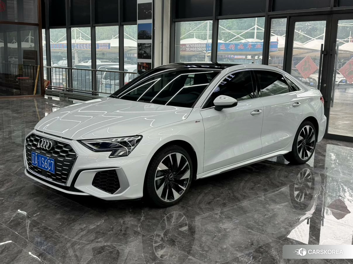 Audi A3 2023 Белый из Китая, фото 4