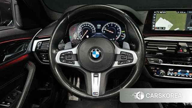 BMW 5 Series (G30) 2018 Серый из Кореи, фото 4
