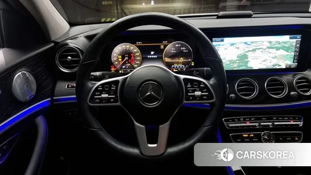 Mercedes-Benz E-Class W213 2018 Белый из Кореи, фото 4