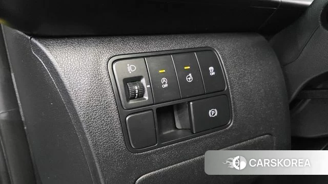 Hyundai Staria 2024 Серебряный из Кореи, фото 4