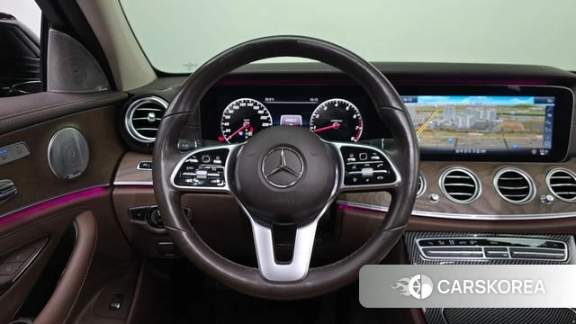Mercedes-Benz E-Class W213 2019 Черный из Кореи, фото 4